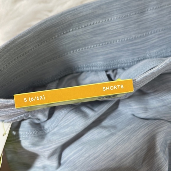 ALL IN MOTION Girls' Soft Gym Shorts With Pockets Size Small New - Picture 8 of 11